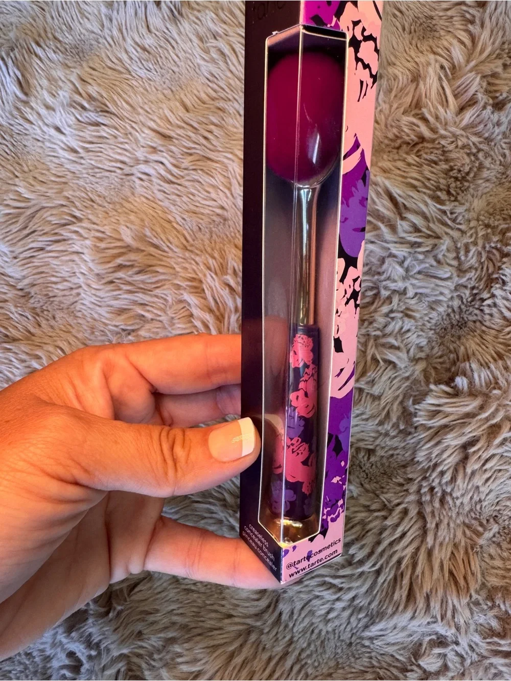 Brand New Tarte crease less concealer brush